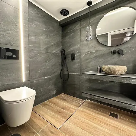 Ggk Apartment *