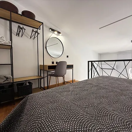 Ggk Apartment